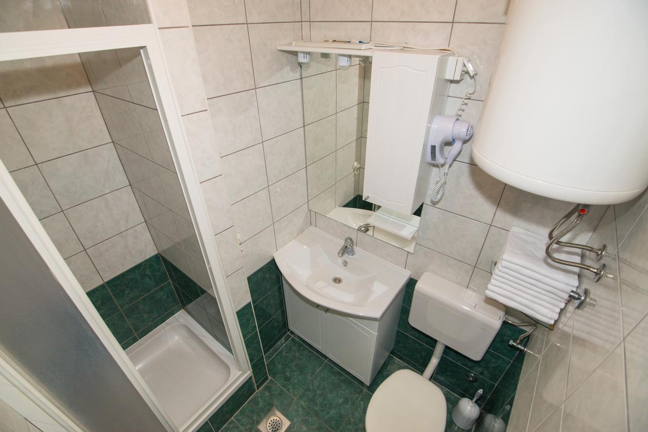 Apartments Vjeko Makarska Zewnętrze zdjęcie